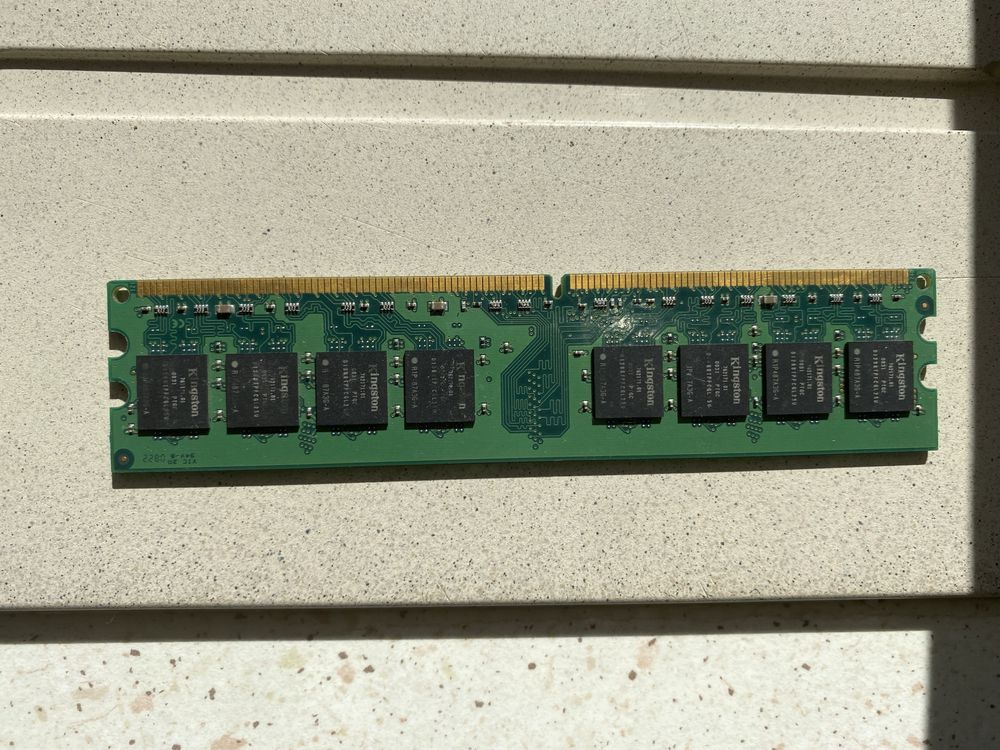 Pamięć RAM Kingston kvr800d2n5k2/4G
