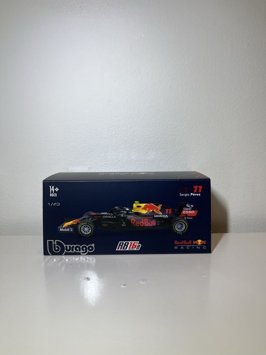Red Bull RB-16B Sergio Perez c/ capacete