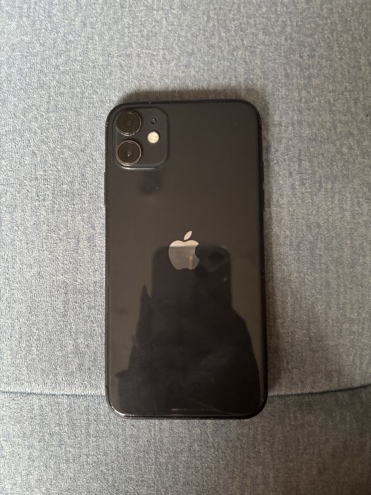 Czarny iphone 11 128 gb apple + przezroczysta obudowa na telefon