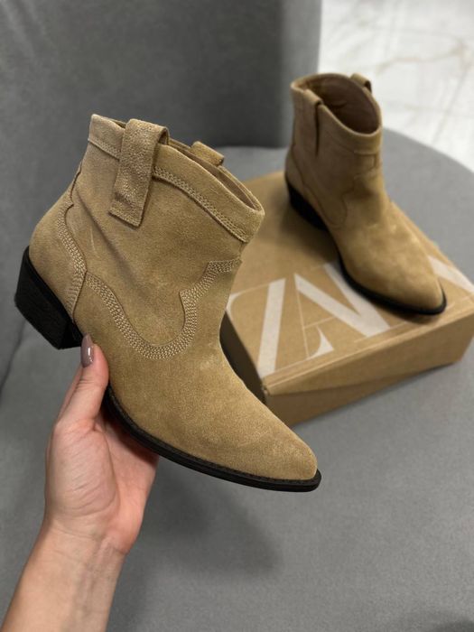 Zara козаки 37 розмір
