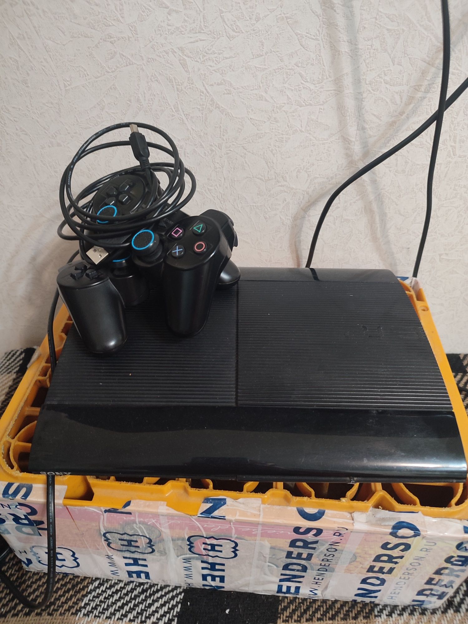 Sony PlayStation 3 super slim 750gb