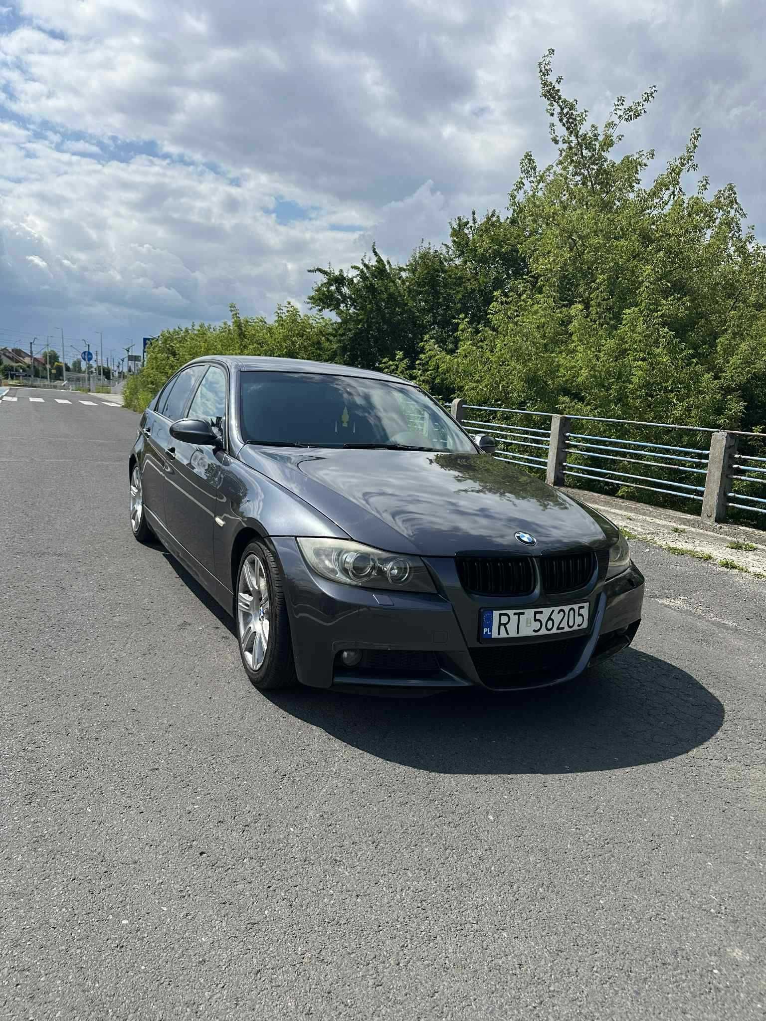 BMW E90 150KM benzyna 2.0