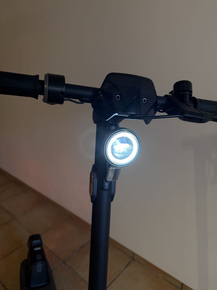 Trotinete elétrica Niu KQI2 Pro - 40km autonomia