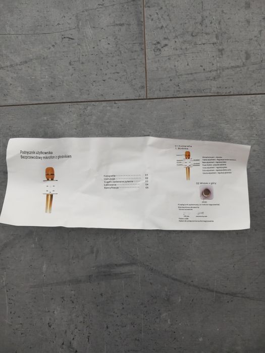 Bezprzewodowy mikrofon z głośnikiem