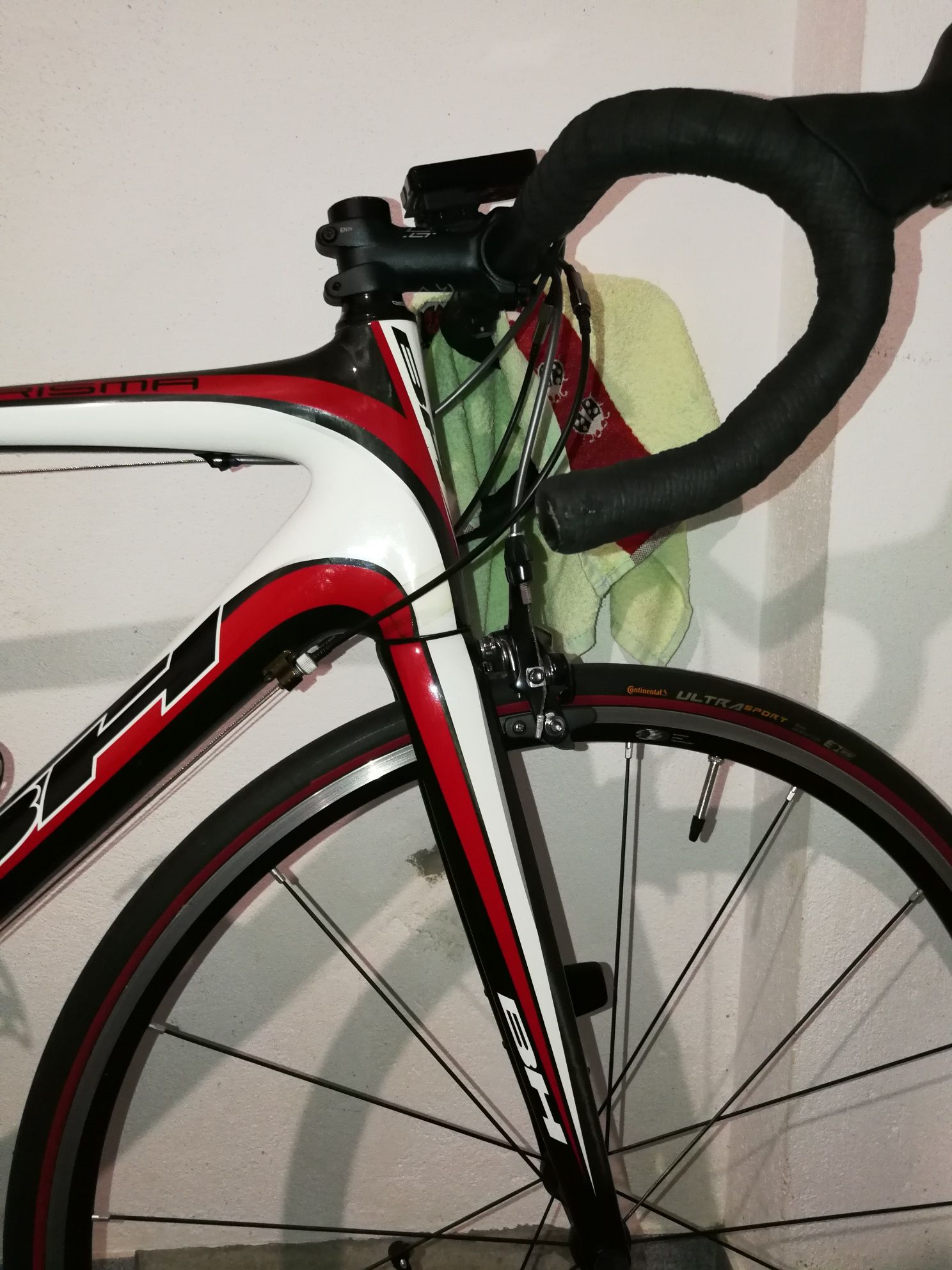 BH Prisma Carbono