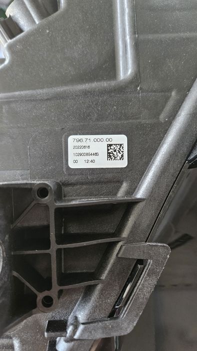 Lampa LED Intellilux Opel Astra K V 2022 lewa