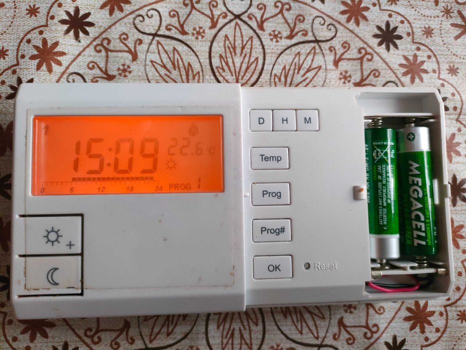 Bezprzewodowy regulator
temperatury