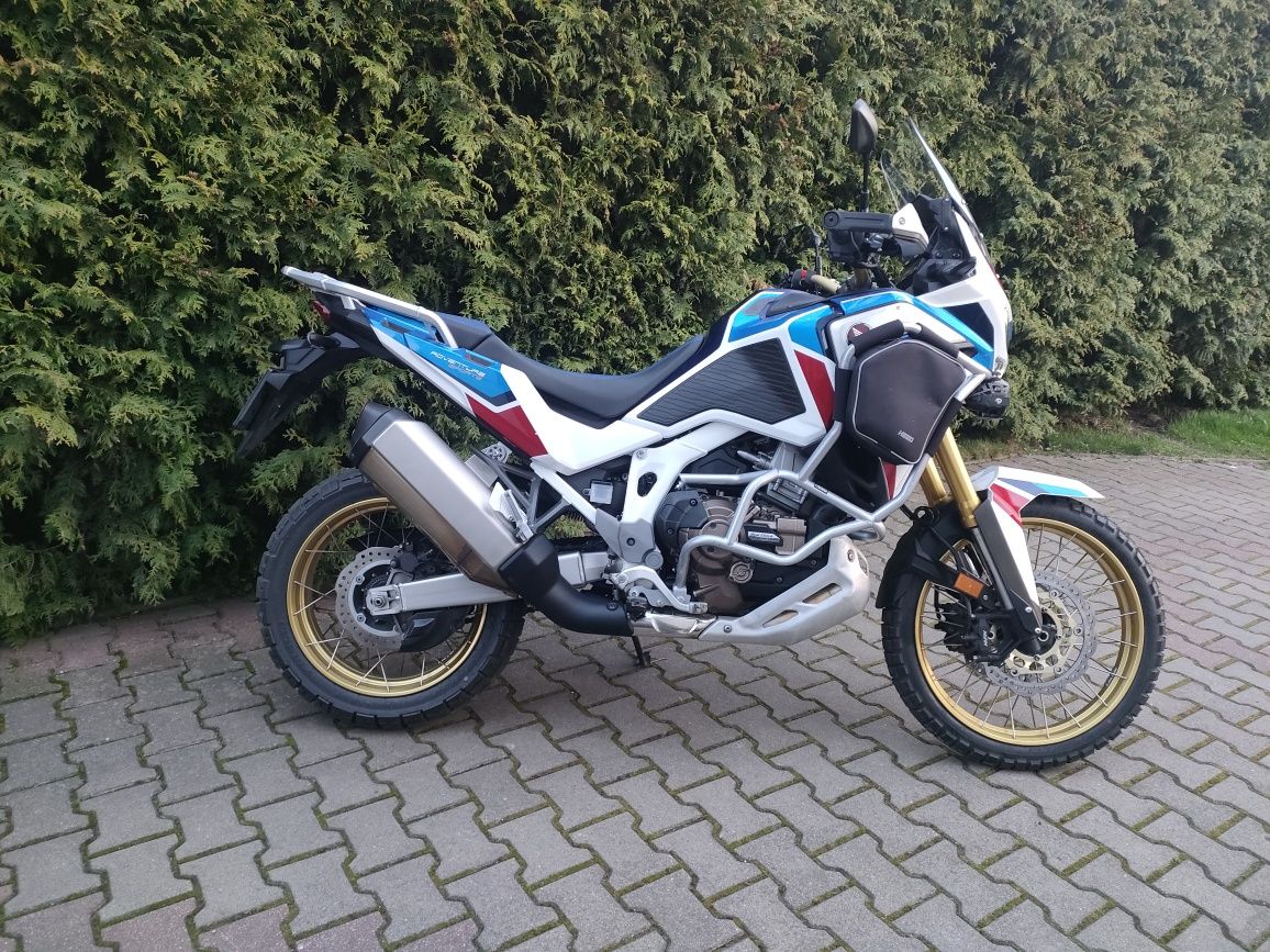 Honda Africa Twin CRF 1100 DCT Adventure sports niski przebieg