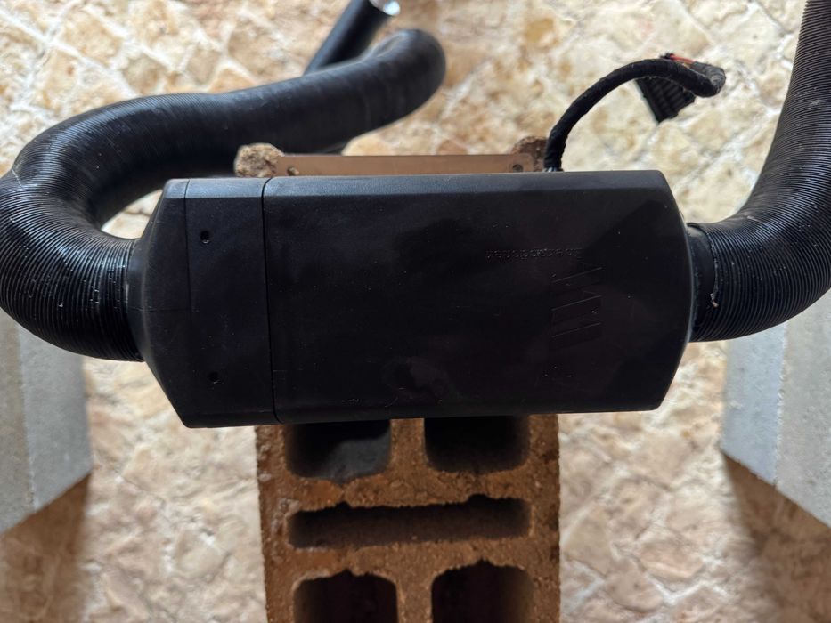 Eberspacher Airtronic
D2 Heater 12v