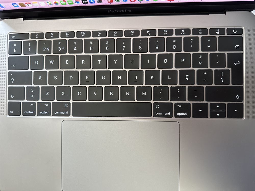 MacBook Pro i5 - como novo
