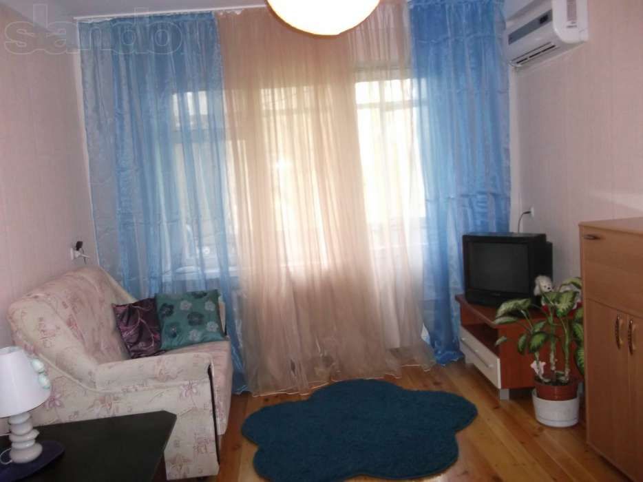 Хозяйка.ЦЕНТР+Набережная,Радуга,есть возле больниц.Сутки,неделя,месяц