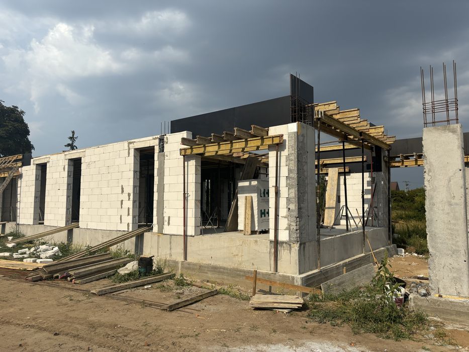 Wynajem szalunków stropowych