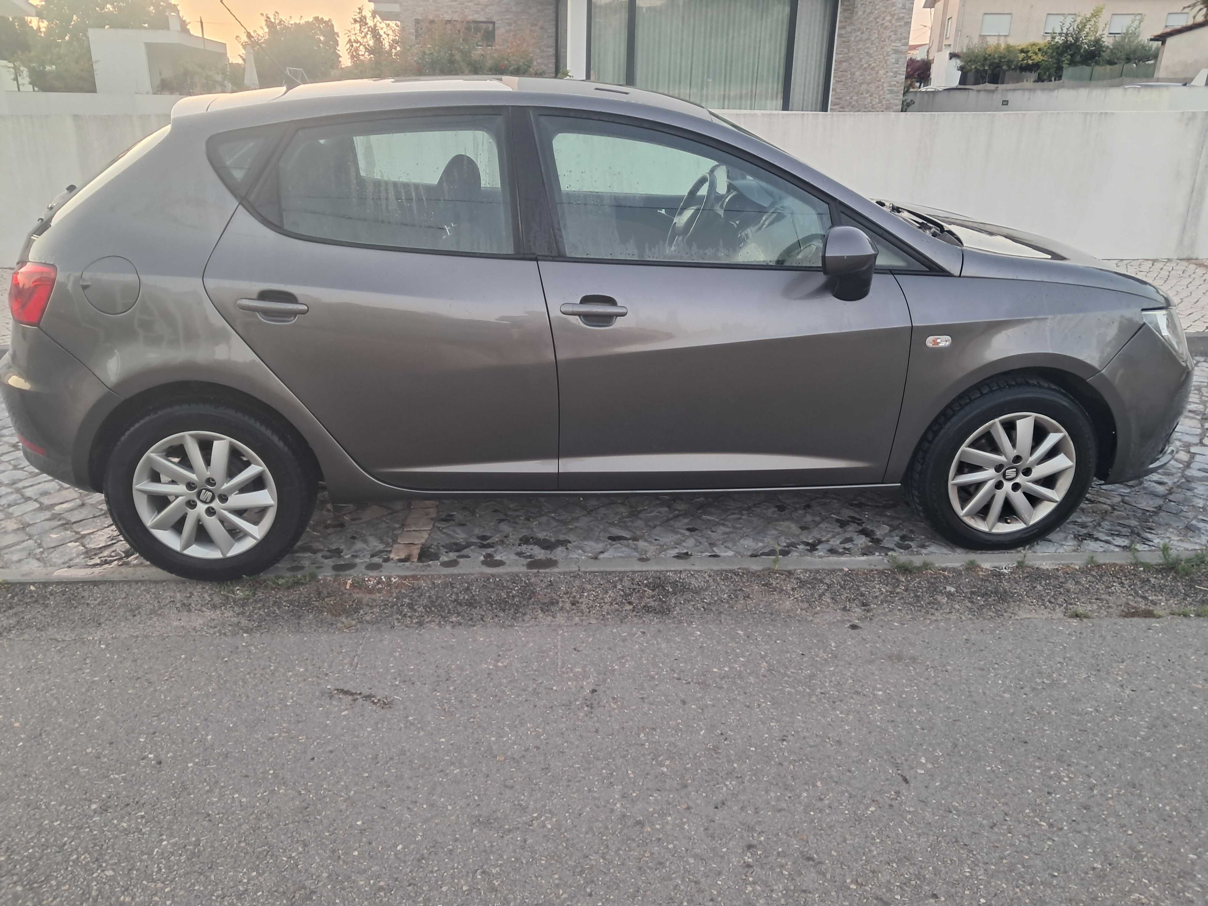 Seat Ibiza 1.2 a gasolina