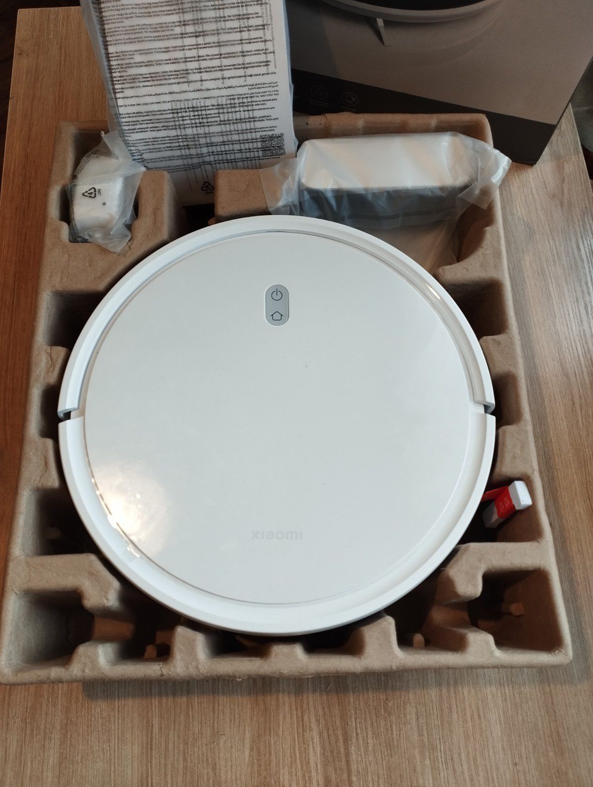 Xiaomi Robot Vacuum e10