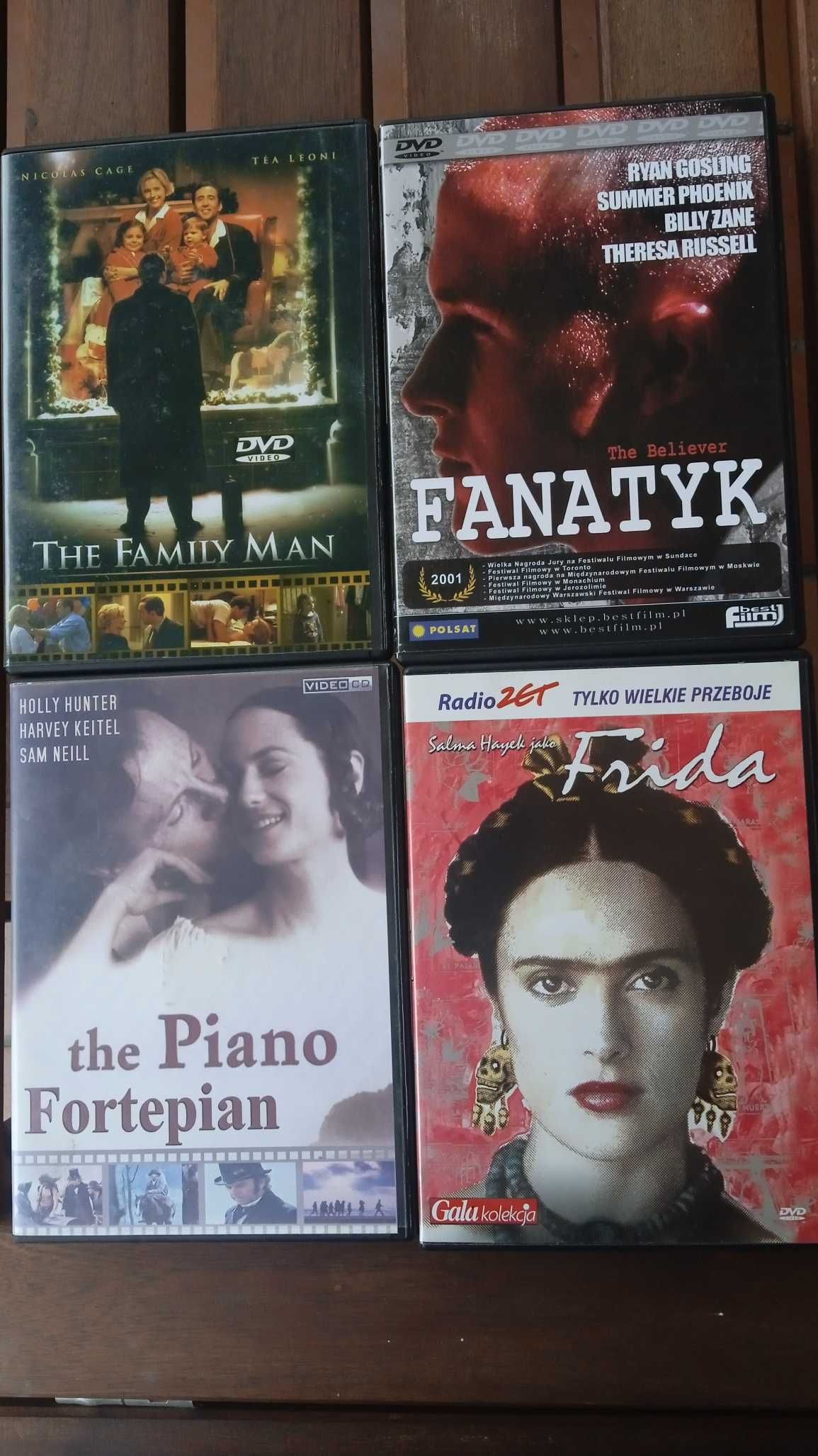 Fragment kolekcji DVD, 4 filmy, litera F