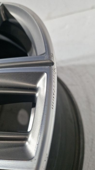 Felga aluminiowa BMW 8.5Jx20"