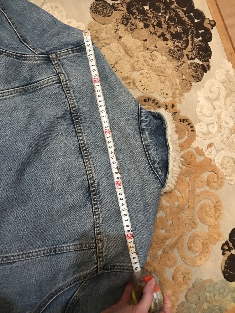 Продам куртку дублянку levi’s