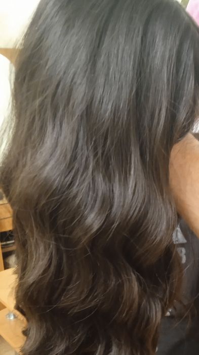 Парик средней длины