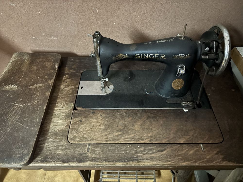 Maquina singer antiga