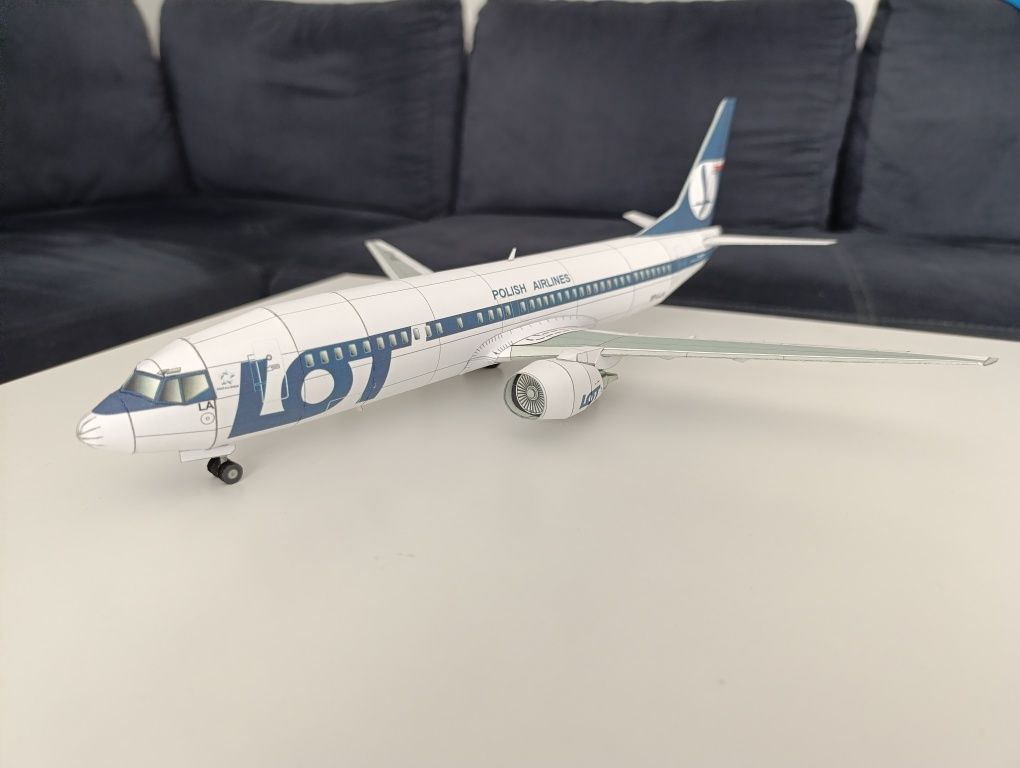 Model kartonowy PLL LOT polskie linie lotnicze Boeing 737 - 400 SP-LLA
