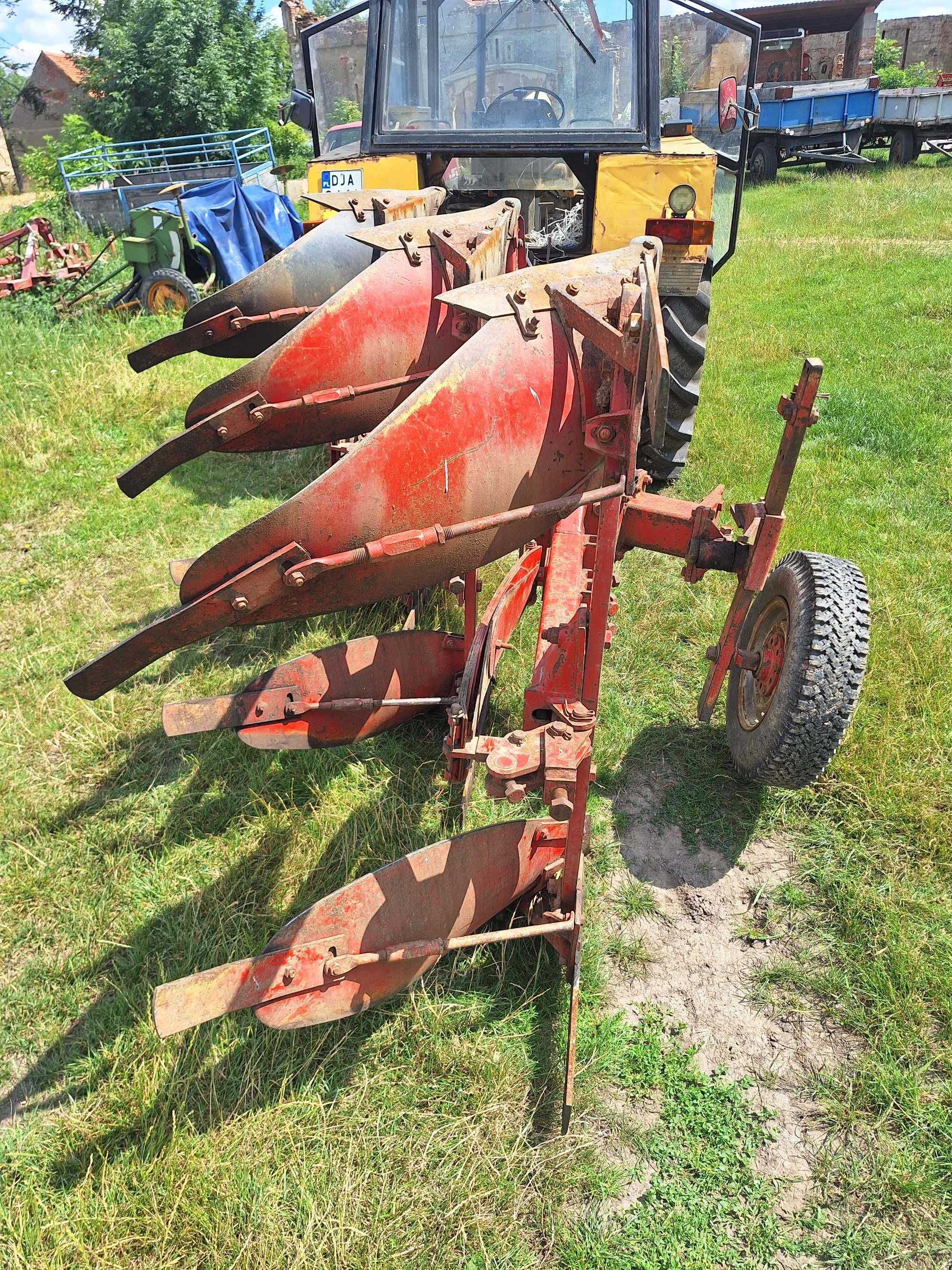 Pług Krone Mustang 120/3