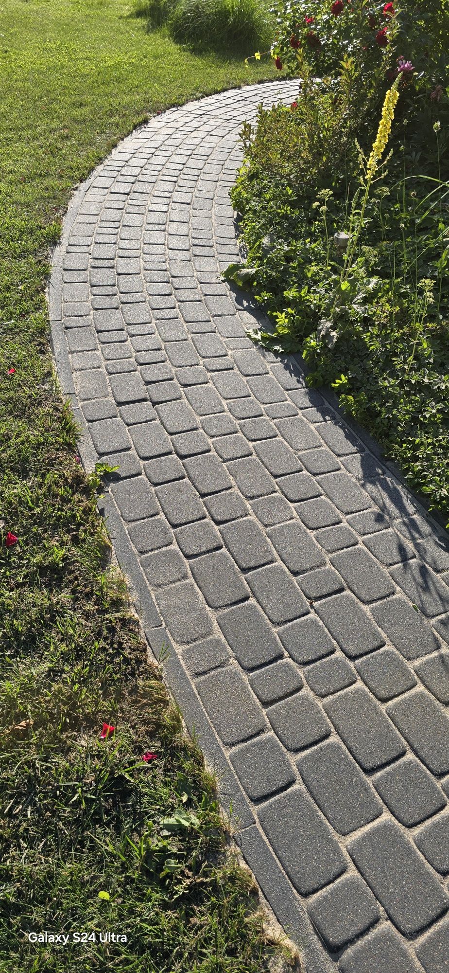 Mycie kostki brukowej I elewacji