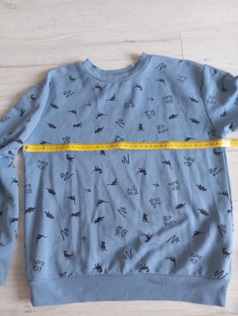 Bluza chłopięca.