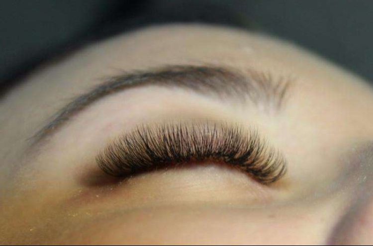 Нарощування вій (Наращивание ресниц) Вишенка