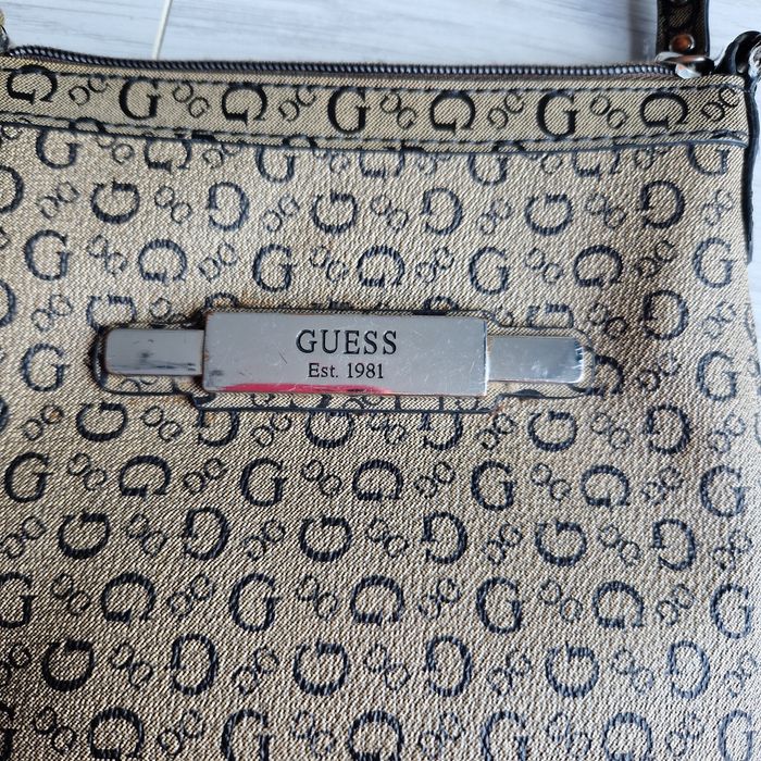 Guess brązowa logowana listonoszka