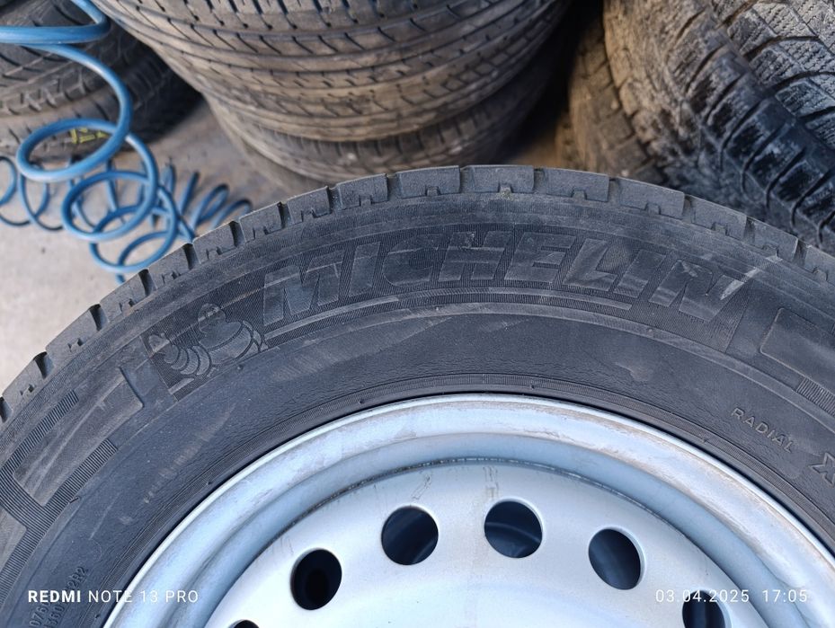 Шини літні MICHELIN 215 65 15с