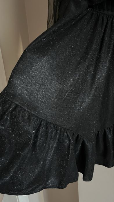 Чорна сукня