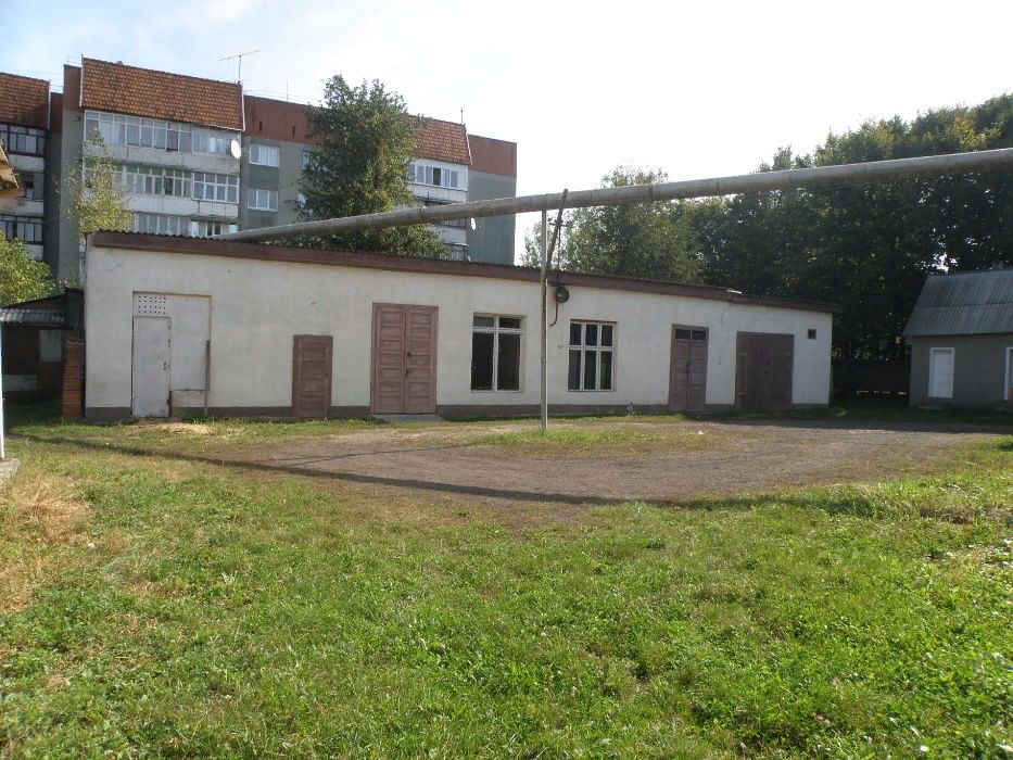 Продам будівлю, та складські приміщення