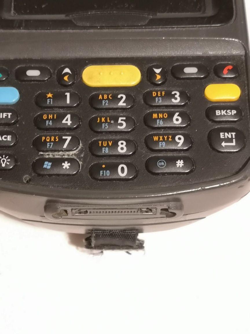 Symbol MC7004 czytnik kodów kreskowych magazyn GPRS Windows terminal