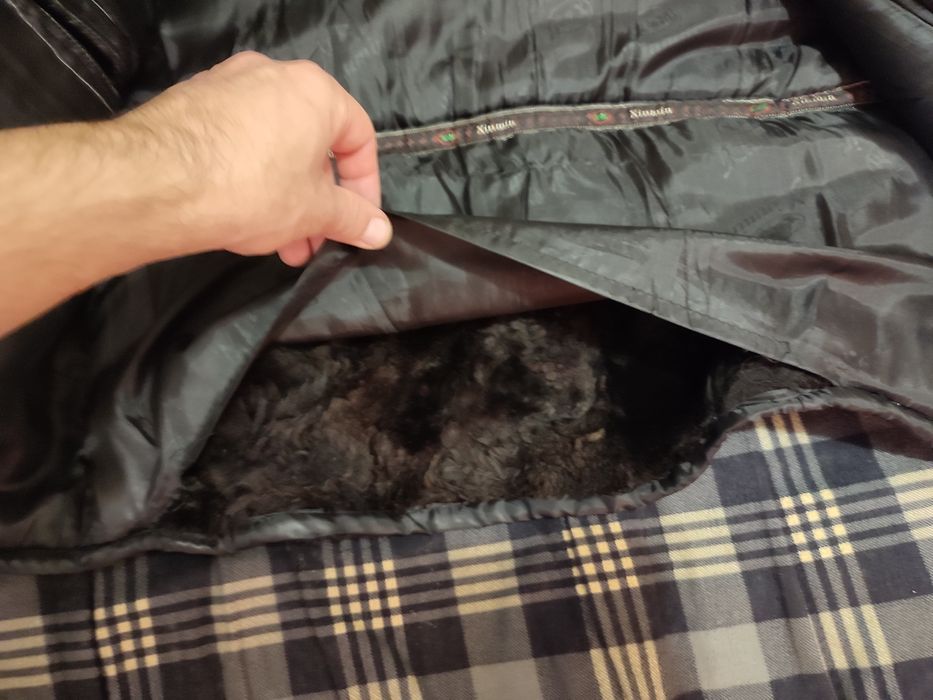 Шкіряна зимова чоловіча куртка