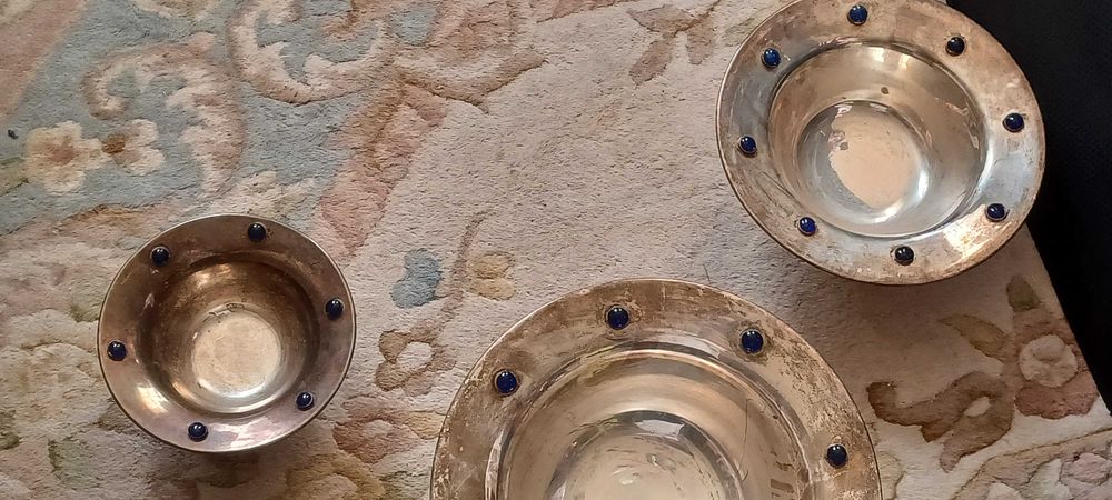 posrebrzane nie sygnowane zabytkowe 3 misy indyjskie za 150z opis