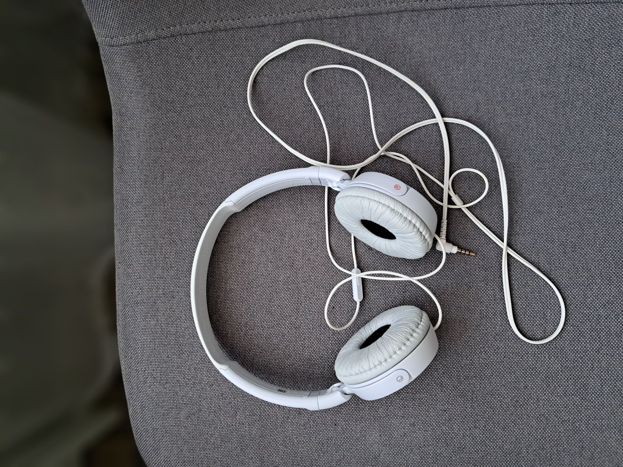 Słuchawki Sony nauszne białe