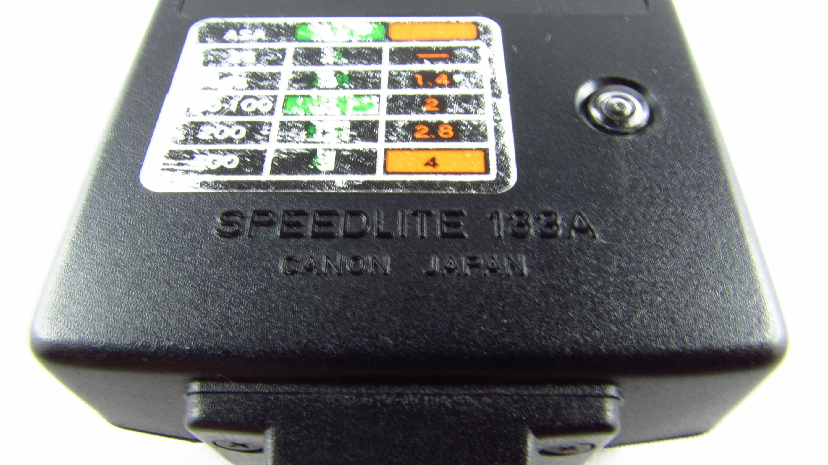 CANON - Lampa błyskowa Electronic Speedlite 133A do Aparatu