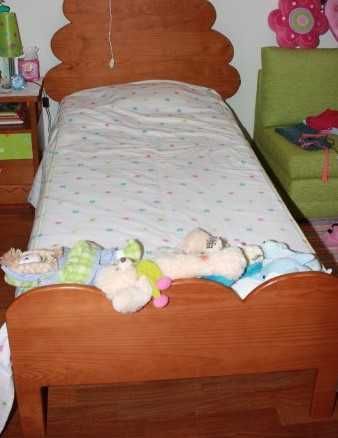 Edredon ou colcha de cama e cortinas - o conjunto