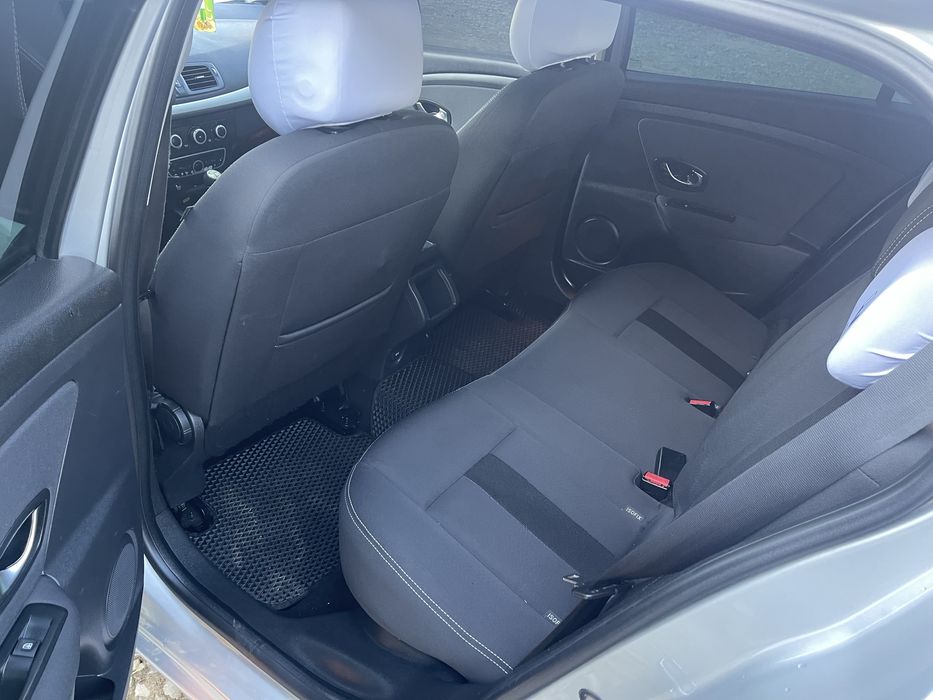 Megane 3 2010р 1.9dci