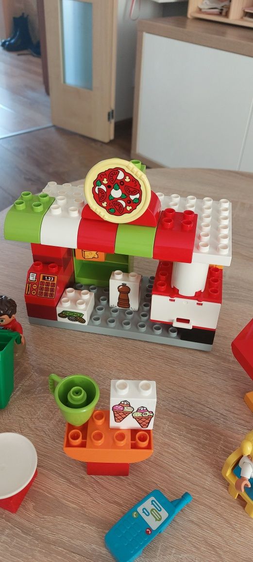 Lego Duplo Zestaw Pizzeria 10834