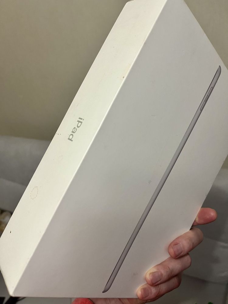 Apple iPad 2018 Wi-Fi 32GB Silver