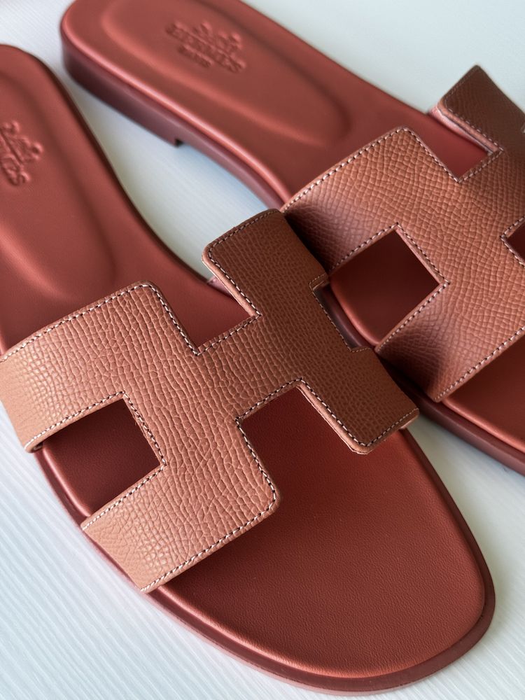 Шльопанці Hermes