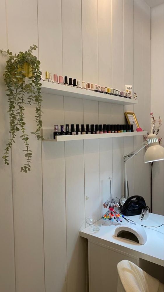 Gabinetes de estética e manicure de 100€ até 200€ arrendar aluguer