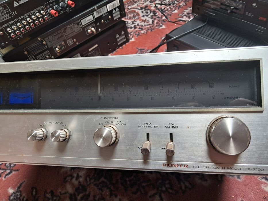 Tuner Stereo  Pioneer TX -7100