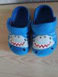 Klapki chłopięce a' la Crocs. Rozmiar 25. Wkładka 15 cm.