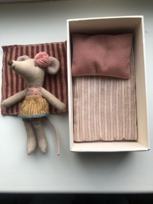 Іграшка Maileg Little Sister Mouse (дизайнерська іграшка)