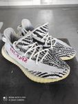 ОРИГІНАЛ 100% Кросівки Adidas Yeezy Boost 350 V2 Zebra - CP9654