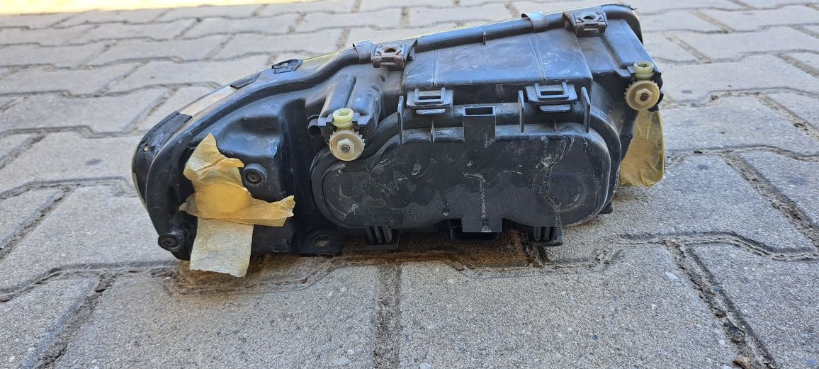 Farol Audi A3 8p s-line esquerdo
