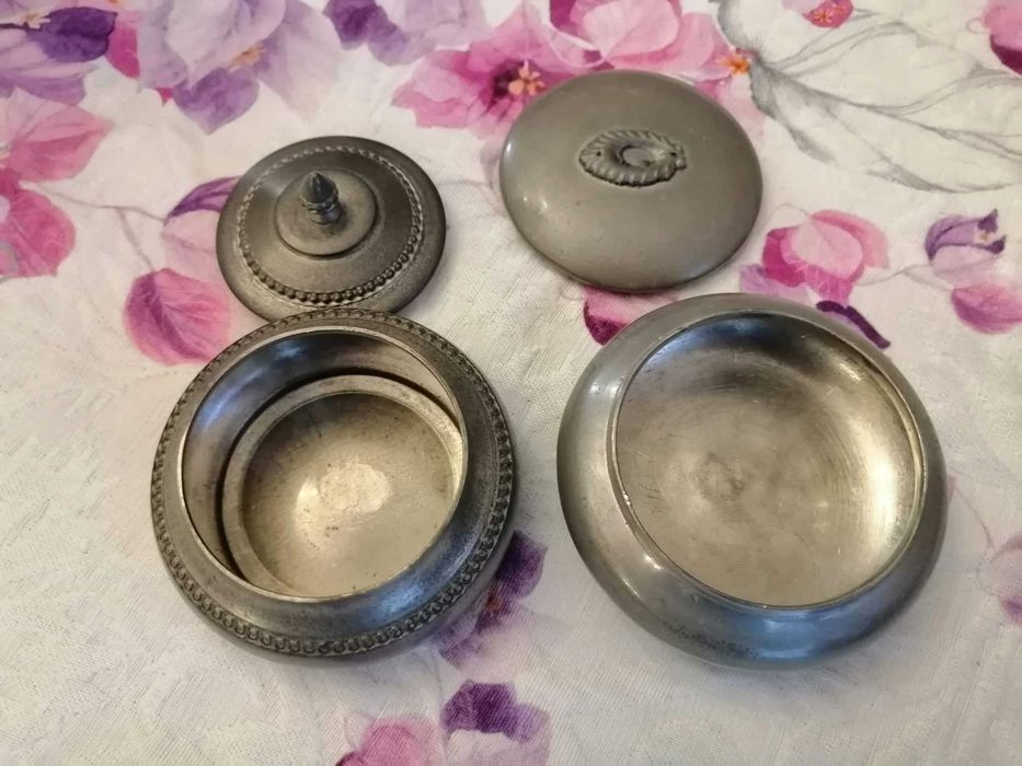 Guarda joias em estanho - bom estado