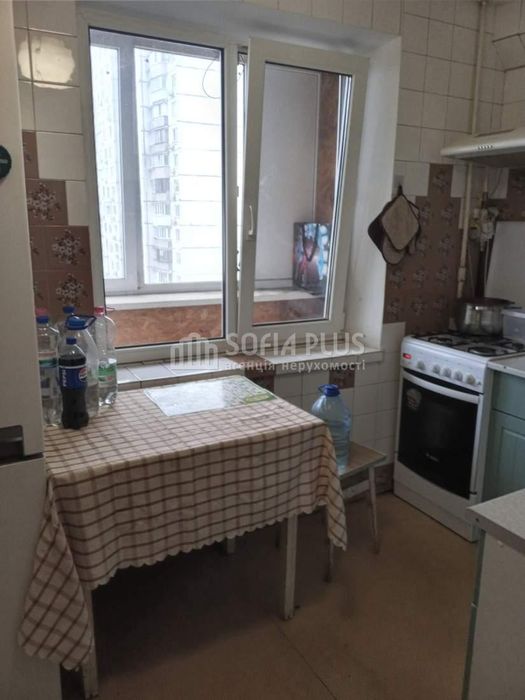 Срочно, ексклюзив! 4к, Архипенка Олександра вул. 10 В, недорого